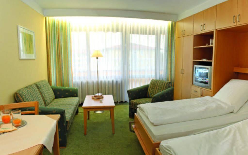 Appartment Hotel Victoria Bad Füssing Extérieur photo